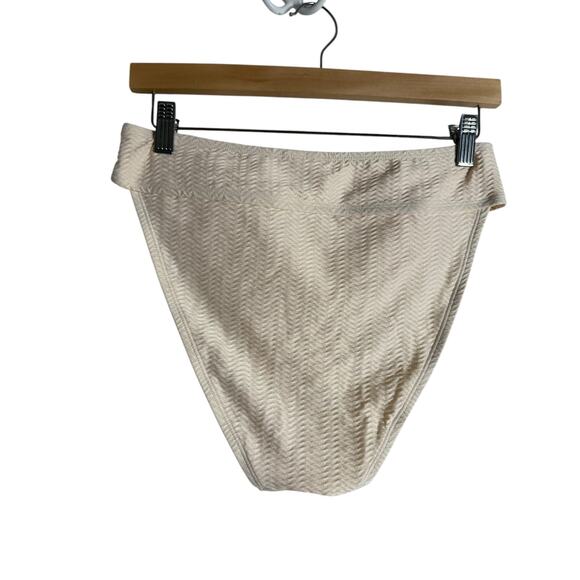 Sanctuary Cream Ribbed Two Piece Underwire Bikini Set Size Large - Picture 13 of 14